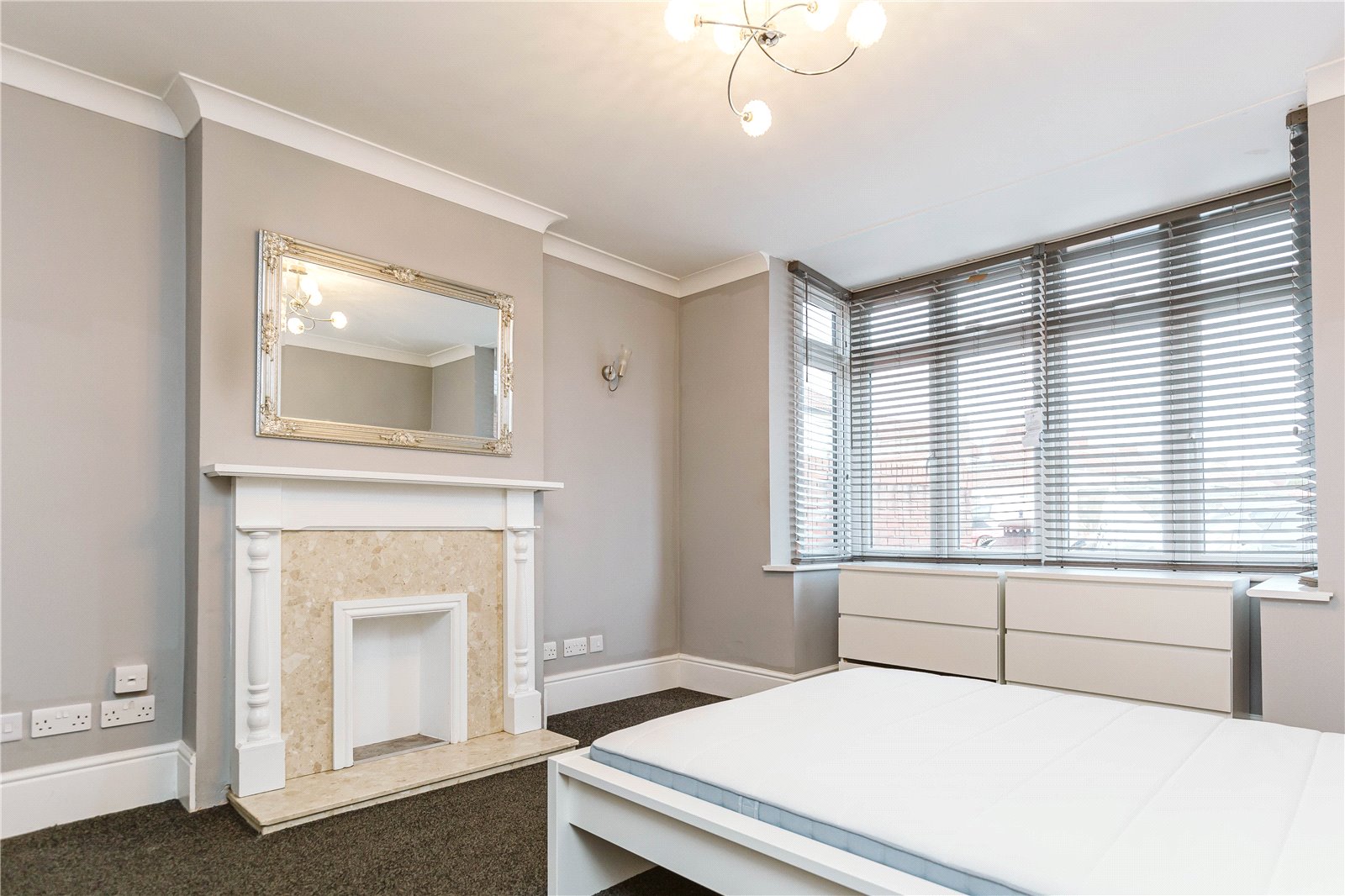 5 bedroom House to let in Bristol