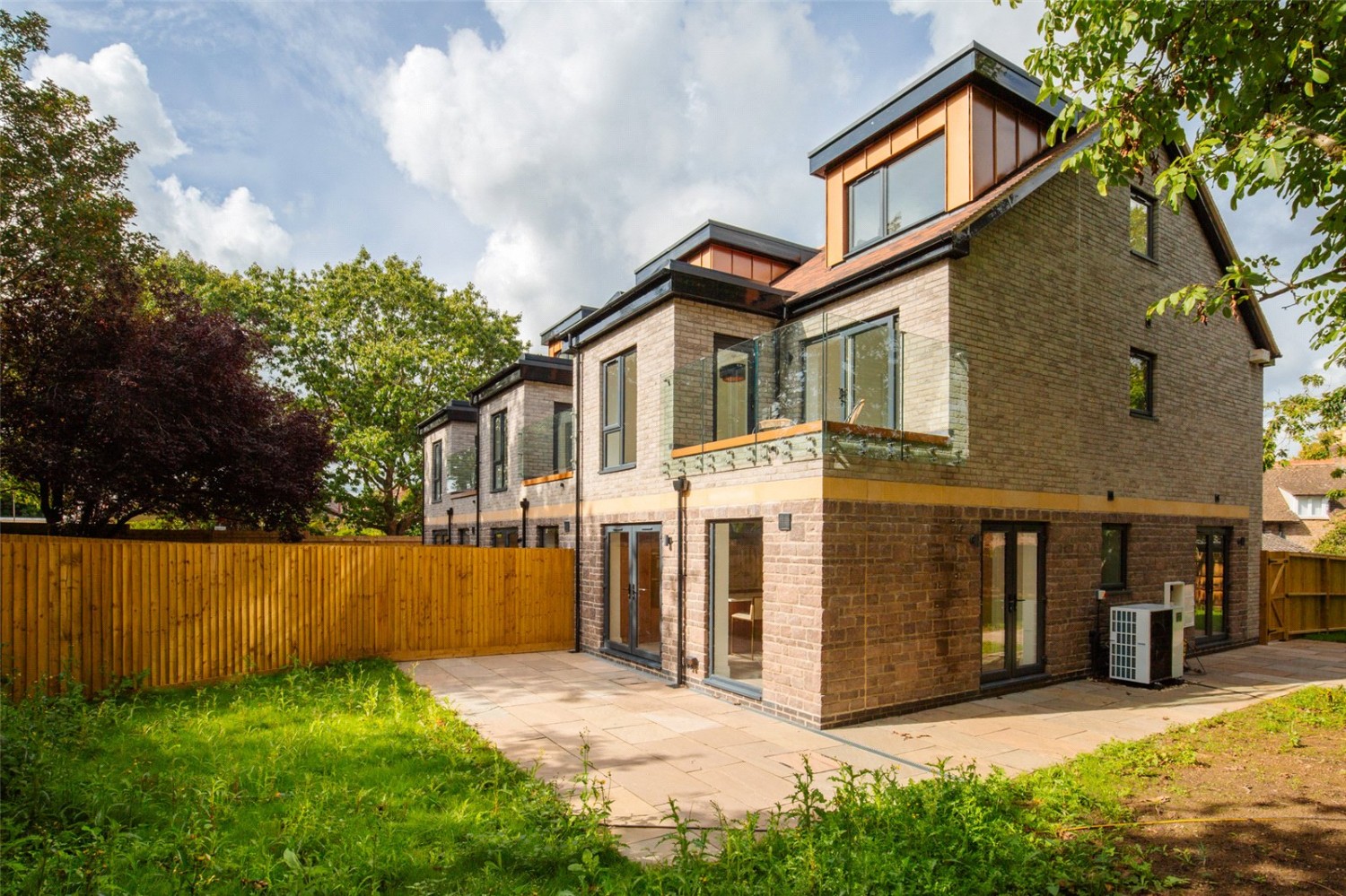 Memorial Road, Hanham, Bristol