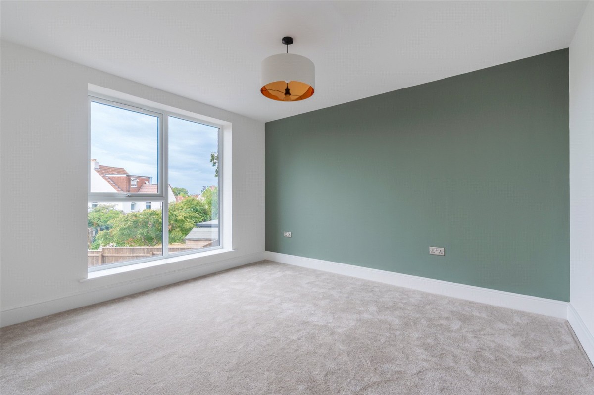 Memorial Road, Hanham, Bristol