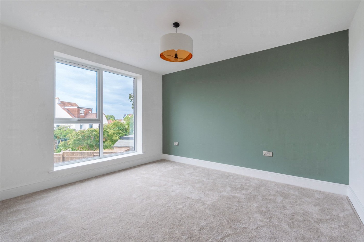 Memorial Road, Hanham, Bristol