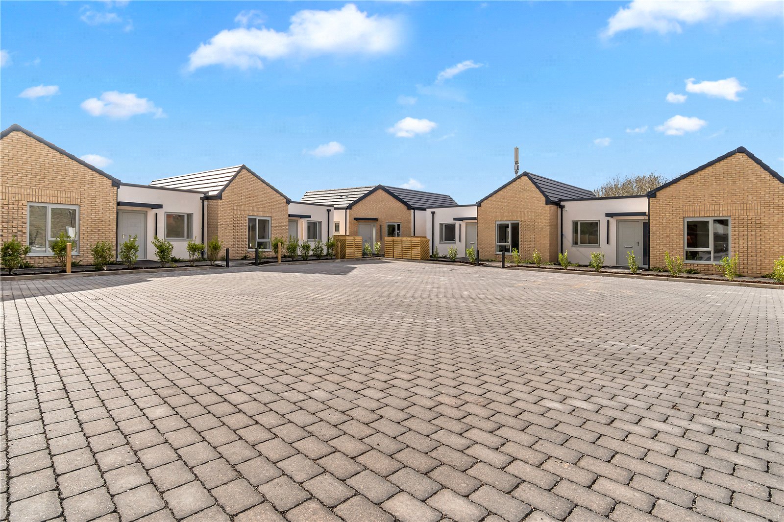 3 bedroom House for sale in Tabernacle Court, Hanham, Bristol, Gloucestershire