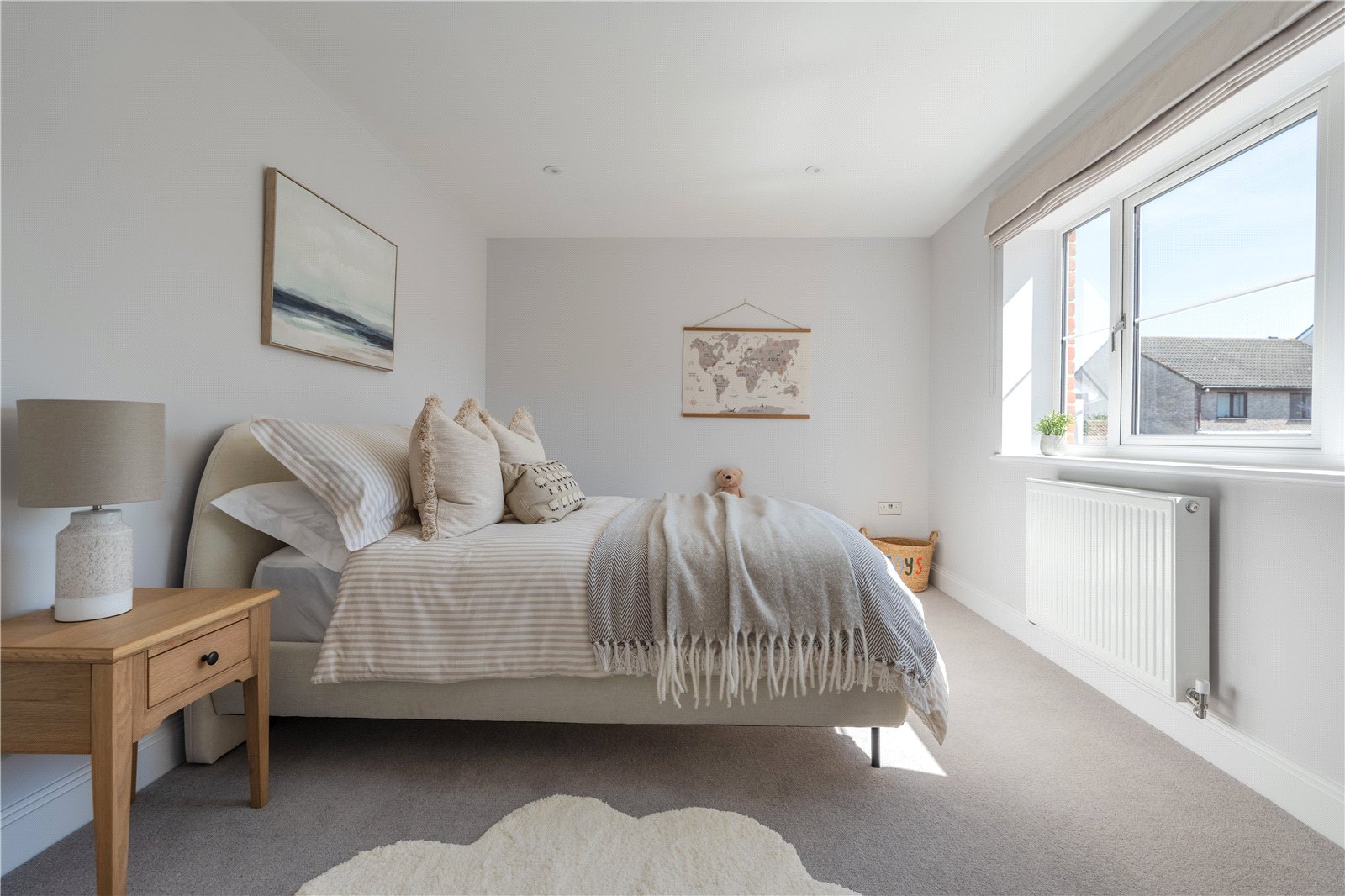 4 bedroom House for sale in Oxbarton Grove, Stoke Gifford, Bristol, Gloucestershire