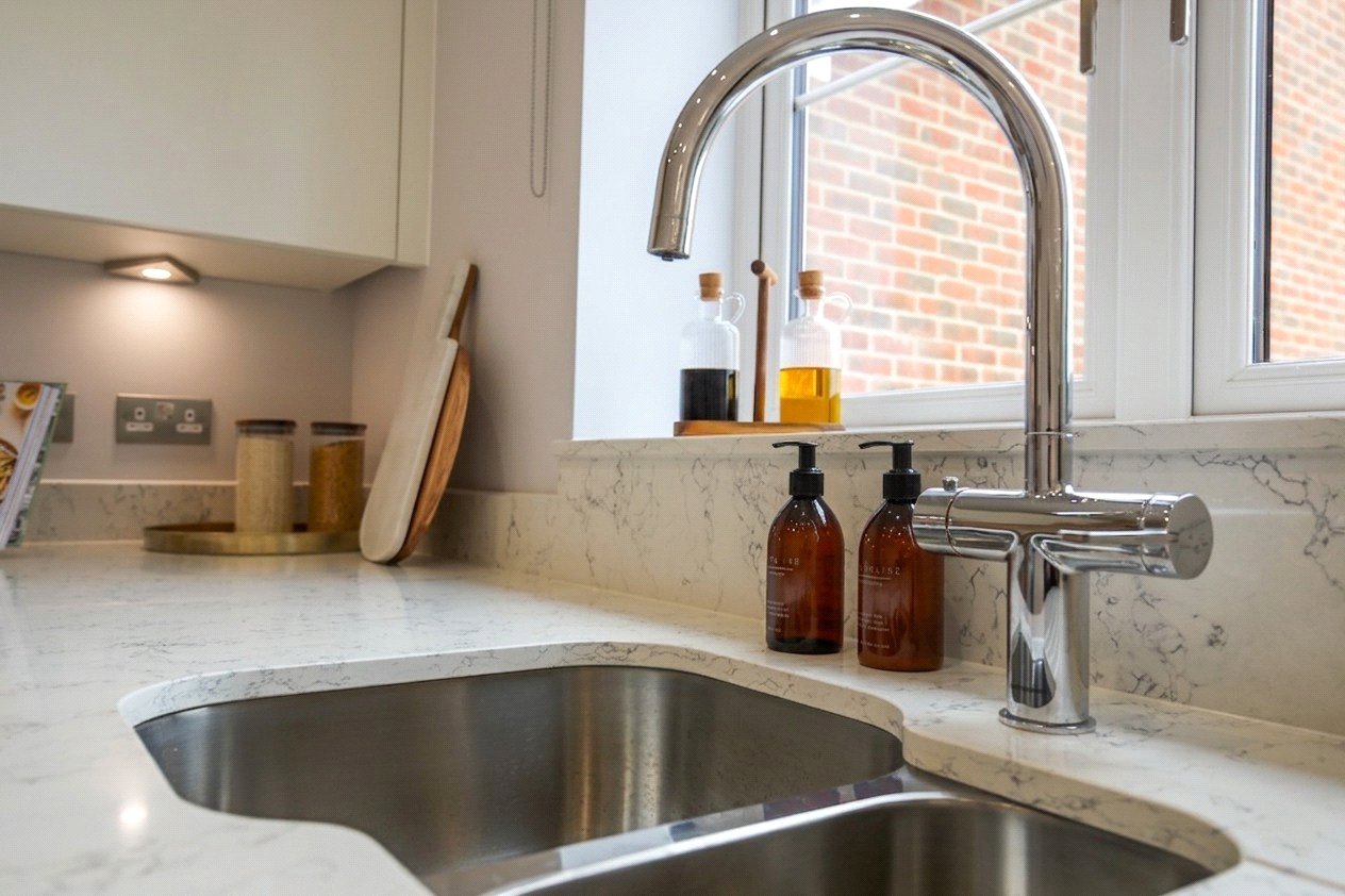 4 bedroom House for sale in Oxbarton Grove, Stoke Gifford, Bristol, Gloucestershire