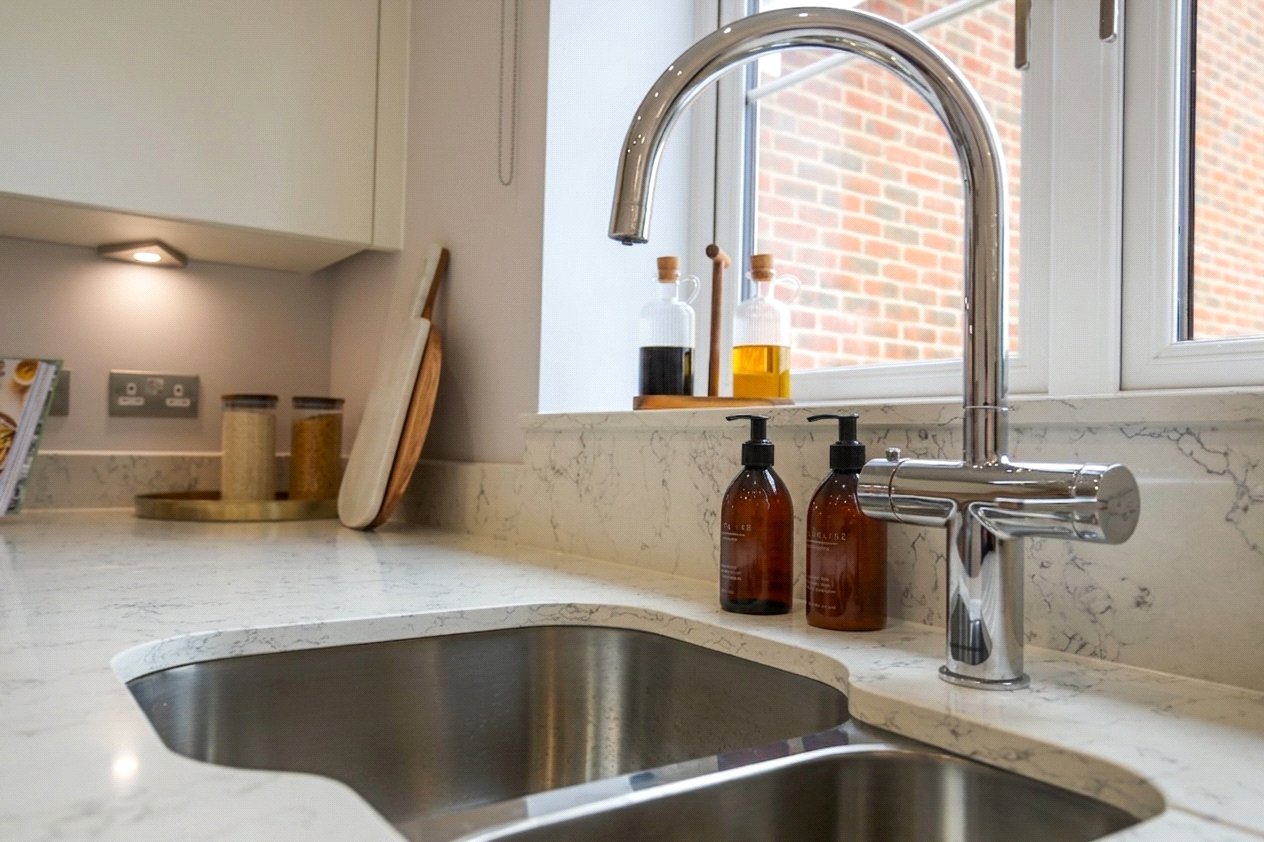 4 bedroom House for sale in Oxbarton Grove, Stoke Gifford, Bristol, Gloucestershire