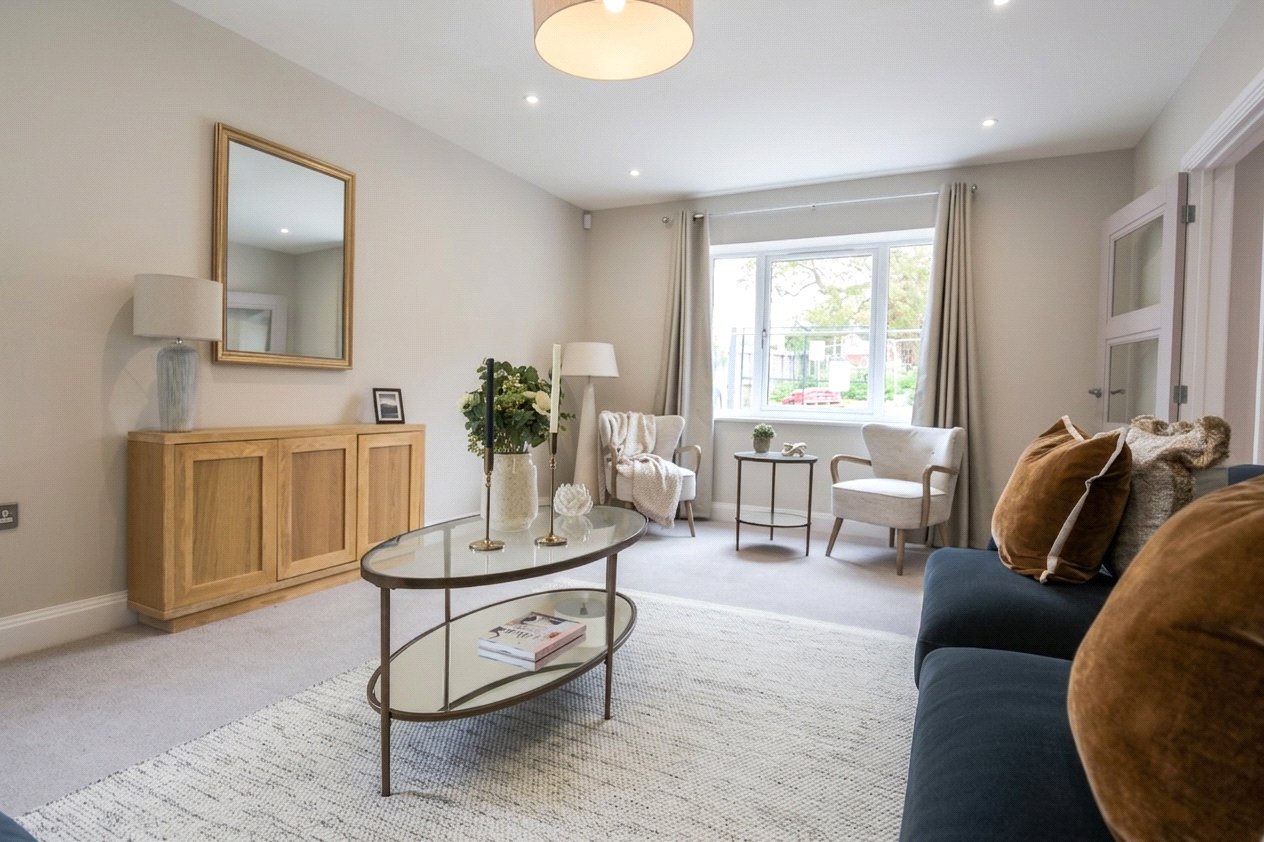 4 bedroom House for sale in Oxbarton Grove, Stoke Gifford, Bristol, Gloucestershire