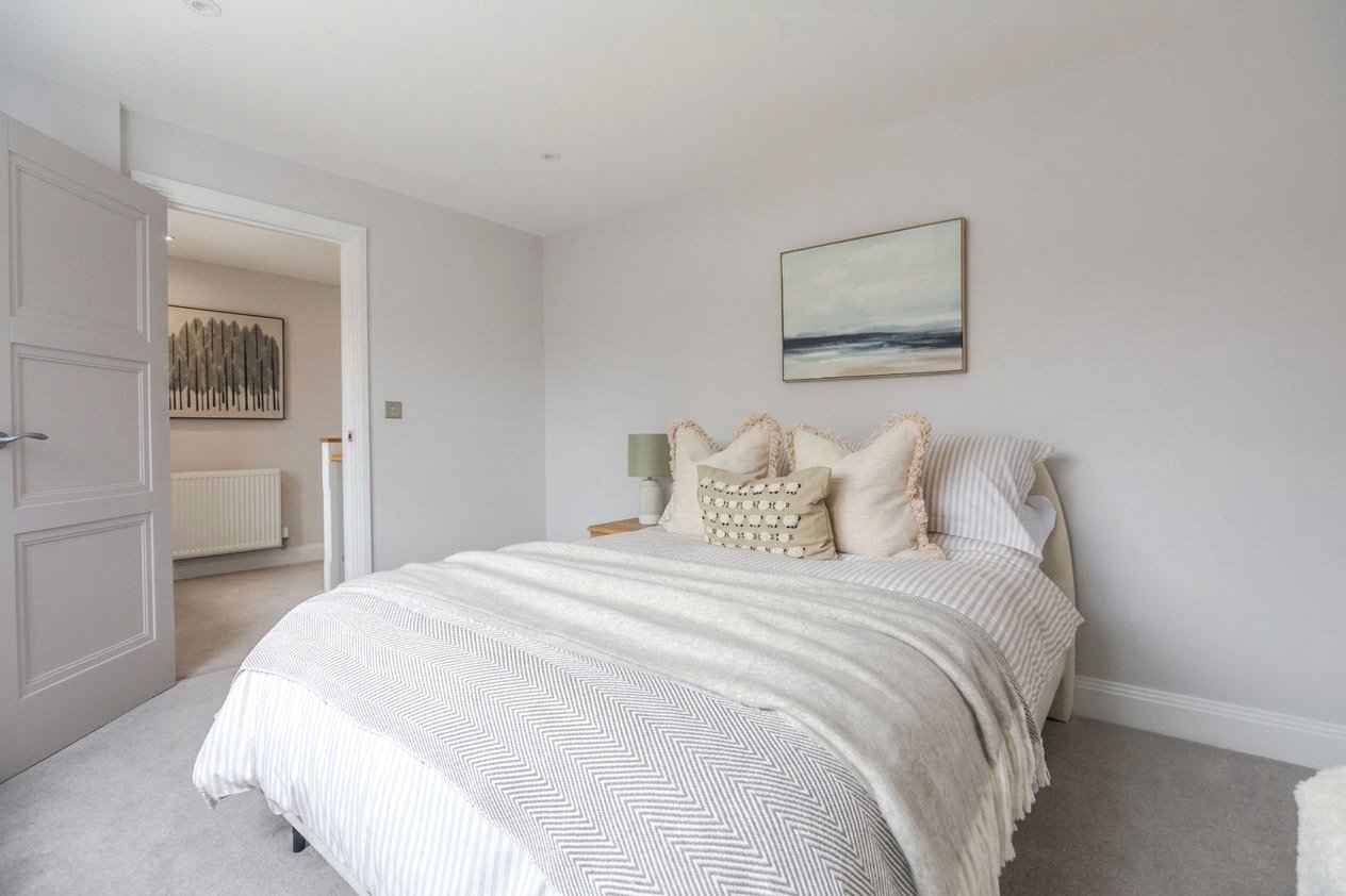 4 bedroom House for sale in Oxbarton Grove, Stoke Gifford, Bristol, Gloucestershire