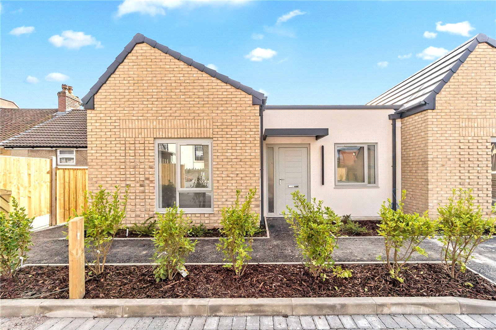 4 bedroom House for sale in Tabernacle Court, Cliff Britton Close Hanham, Bristol, Bristol, City of