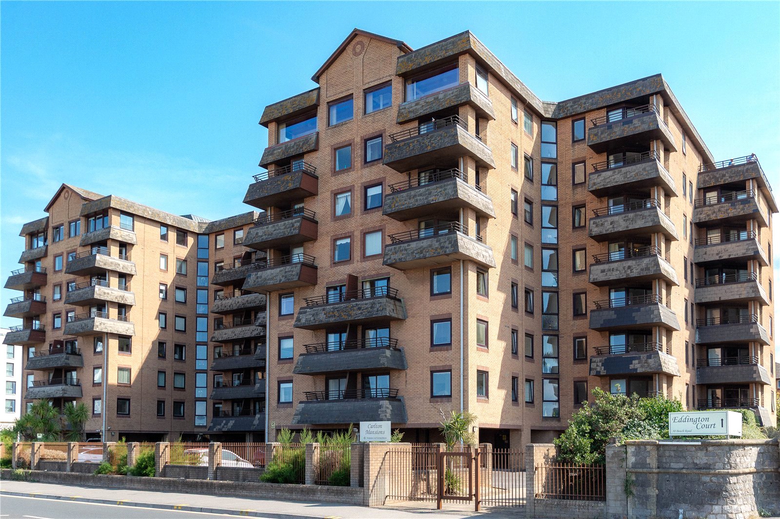 2 bedroom Flat for sale in Beach Road, Weston-super-Mare, Somerset