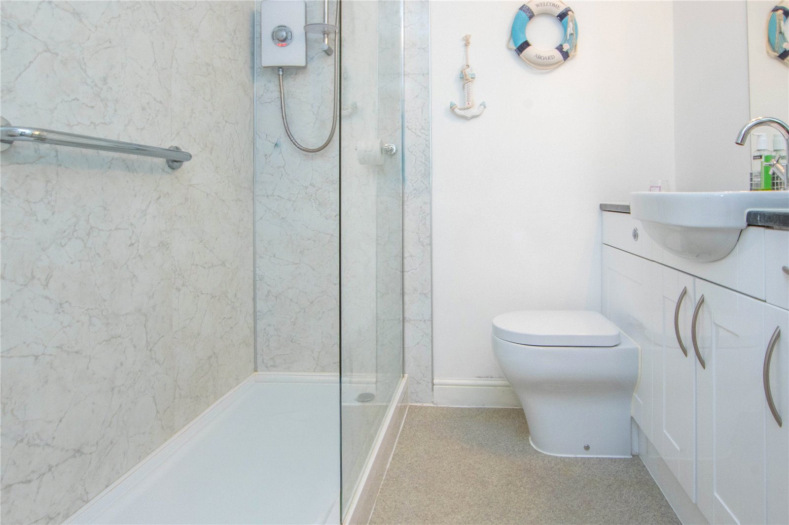 2 bedroom Flat for sale in Beach Road, Weston-super-Mare, Somerset