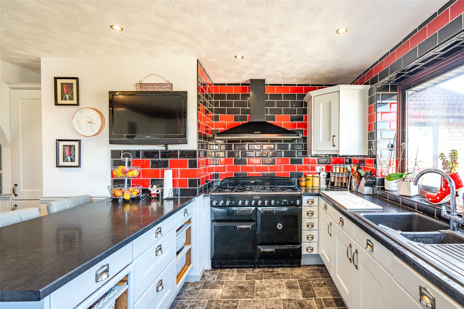 4 bedroom House for sale in Kewstoke, Weston-super-Mare, Somerset