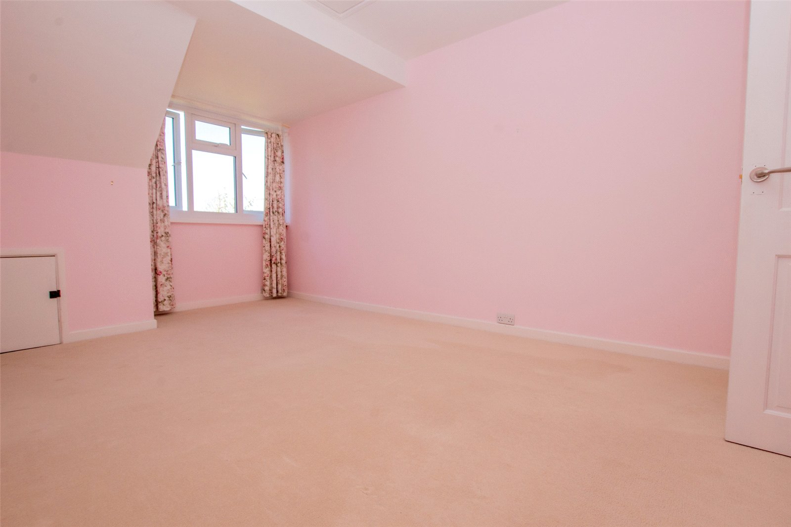 2 bedroom Bungalow for sale in Uphill, Weston-super-Mare, Somerset