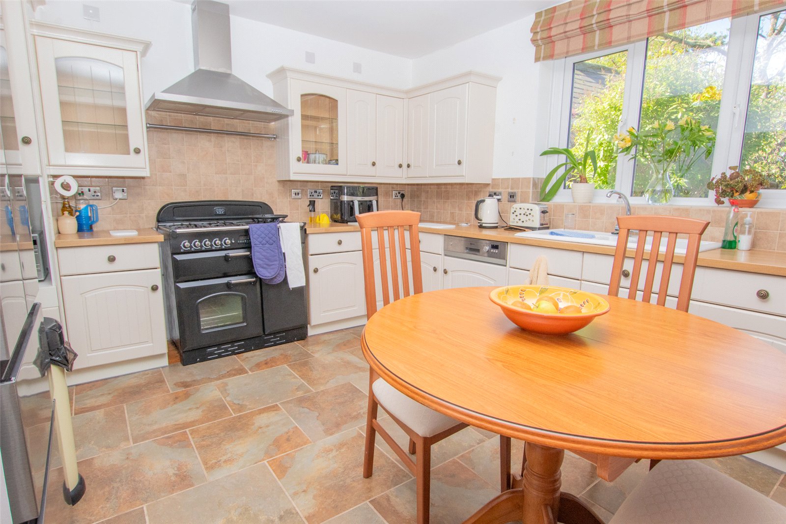 2 bedroom Bungalow for sale in Uphill, Weston-super-Mare, Somerset