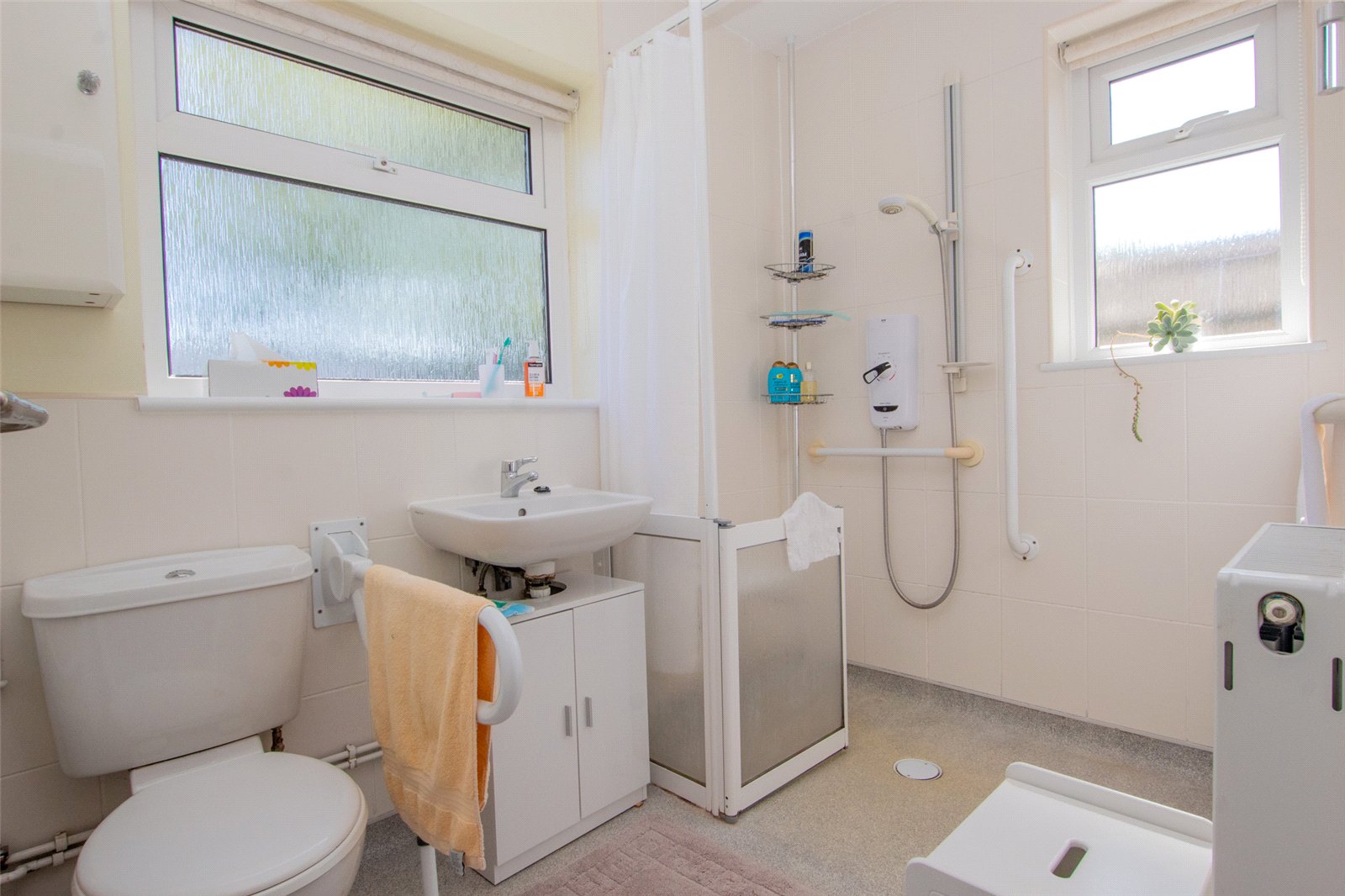 2 bedroom Bungalow for sale in Uphill, Weston-super-Mare, Somerset