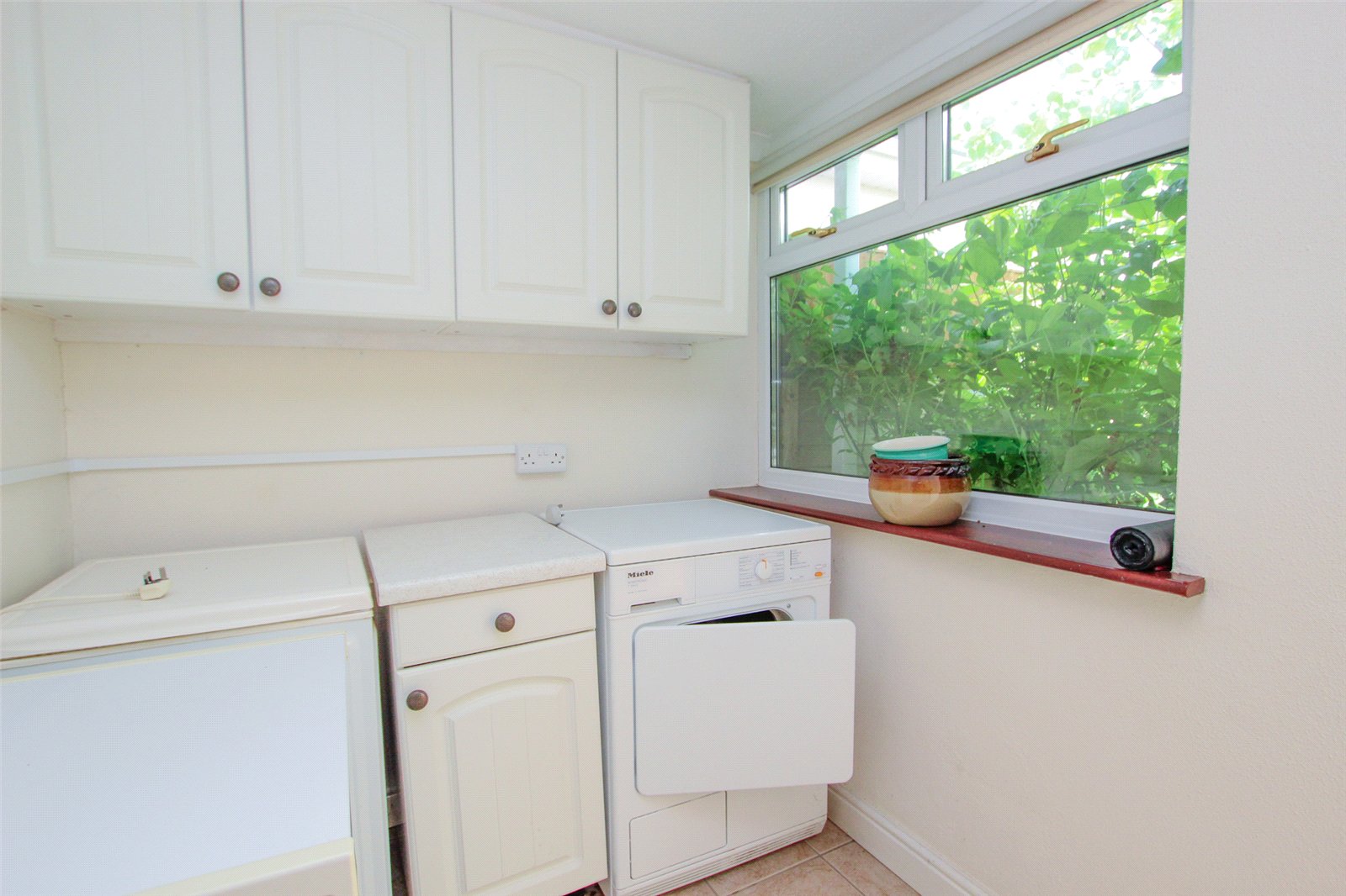 2 bedroom Bungalow for sale in Winscombe, Somerset