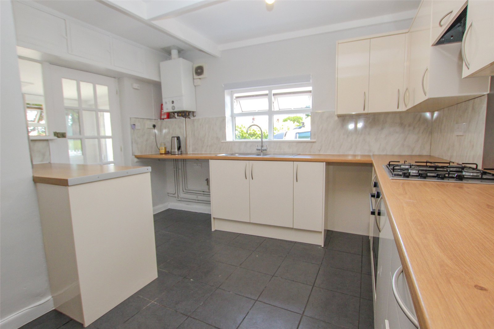 2 bedroom Flat for sale in Banwell, Somerset