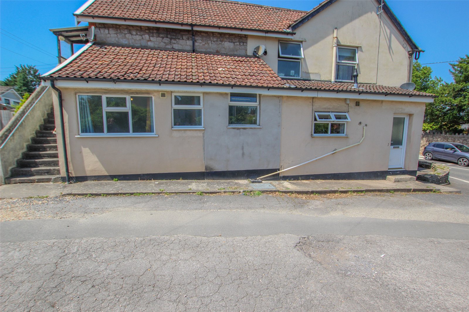 2 bedroom Flat for sale in Banwell, Somerset