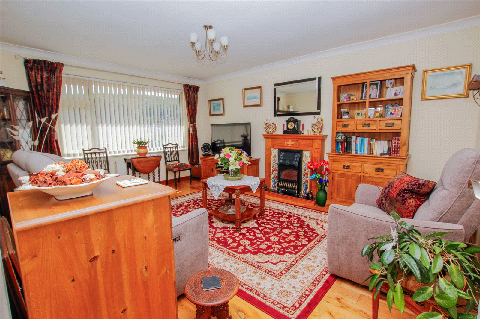 2 bedroom Bungalow for sale in Banwell, North Somerset