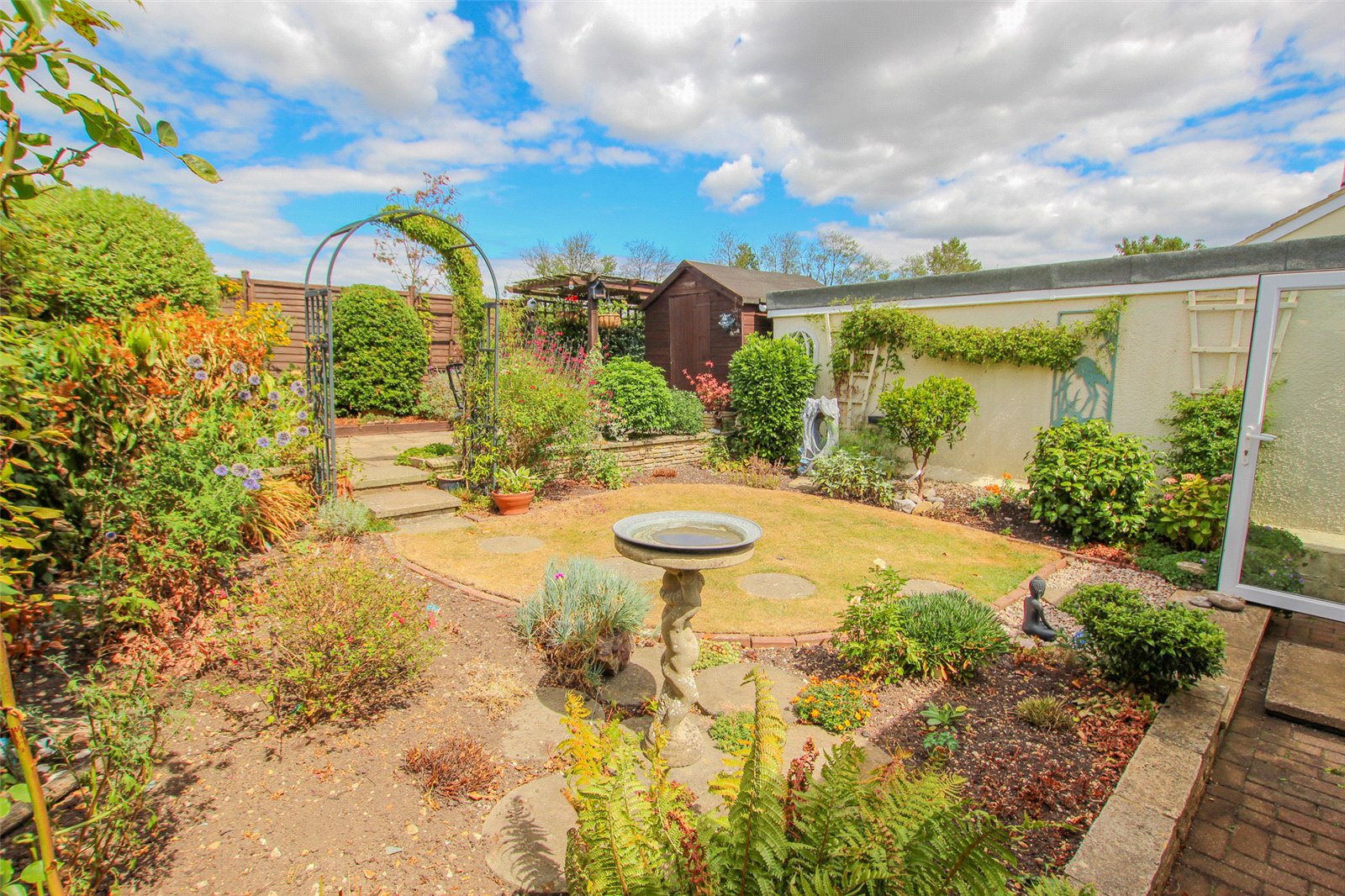 2 bedroom Bungalow for sale in Banwell, North Somerset
