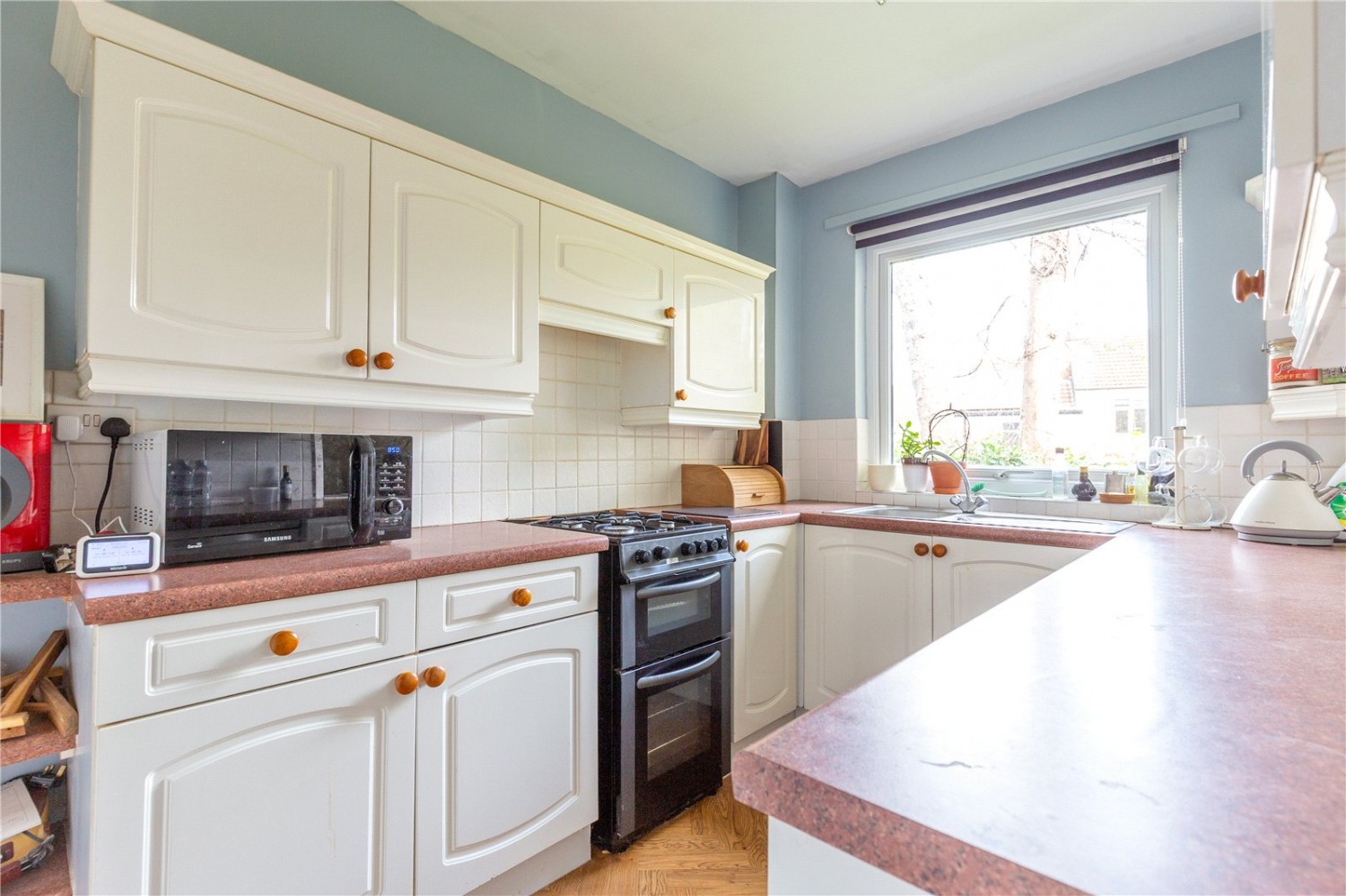 Overnhill Road, Downend