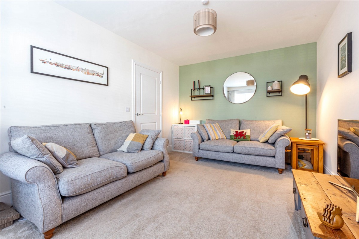 Cheswick Village, Bristol