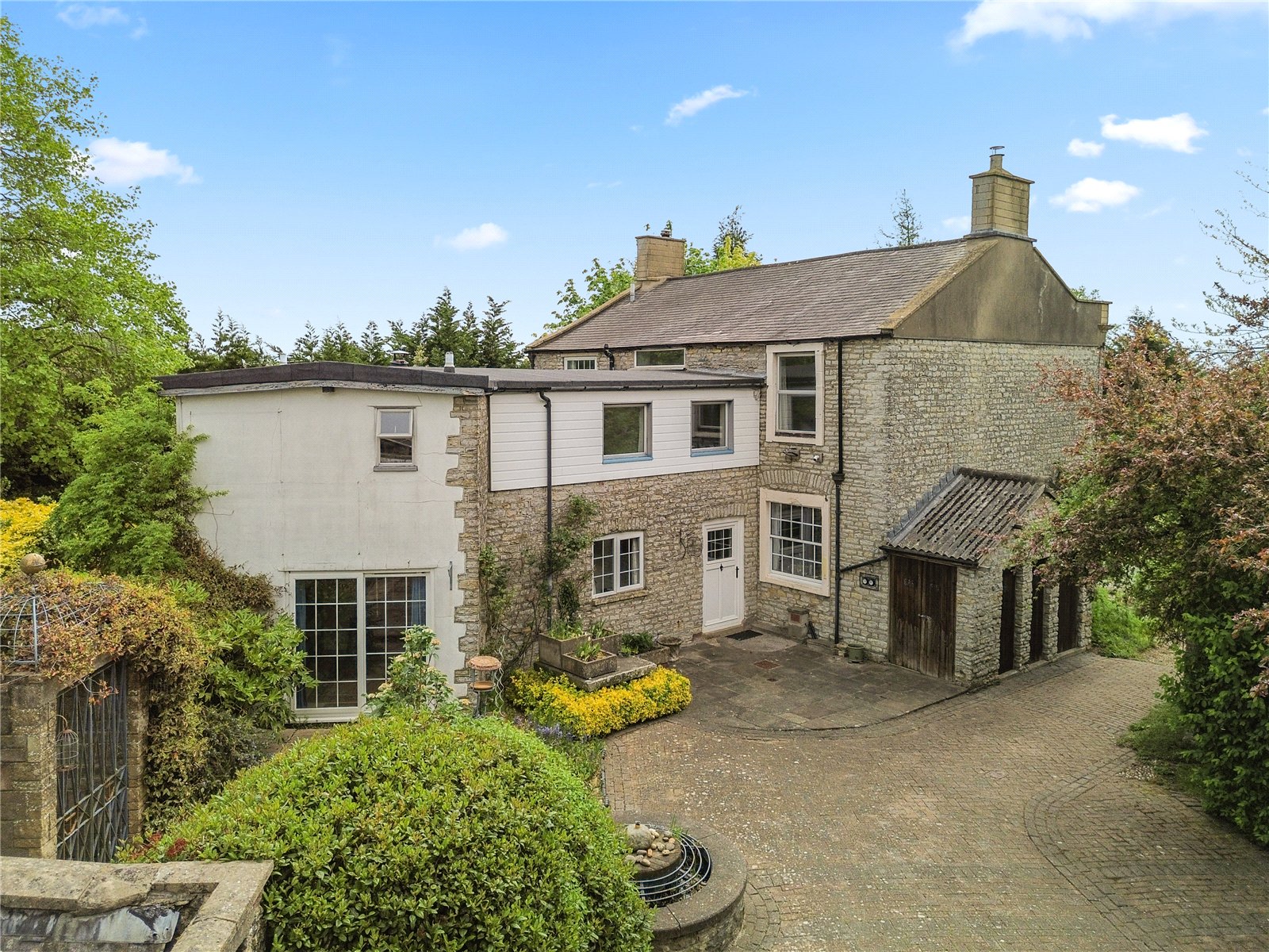 6 bedroom House for sale in Shortwood, Bristol