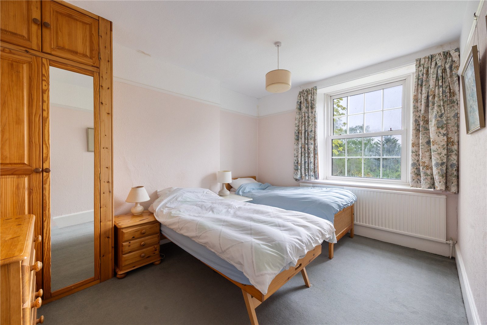 6 bedroom House for sale in Shortwood, Bristol