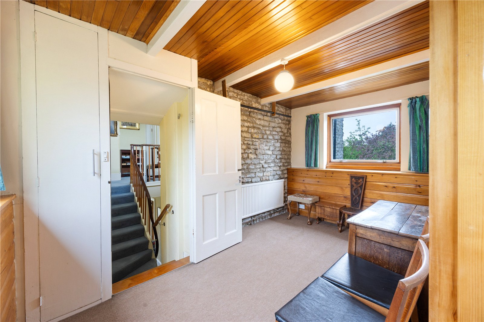 6 bedroom House for sale in Shortwood, Bristol