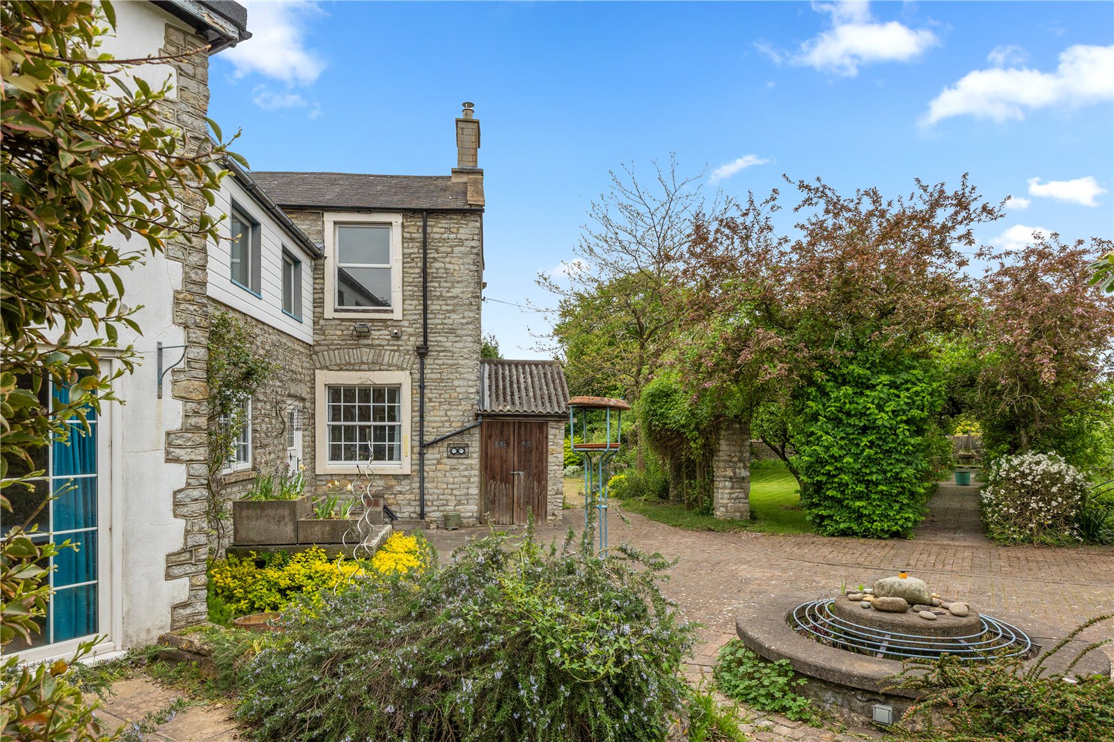 6 bedroom House for sale in Shortwood, Bristol