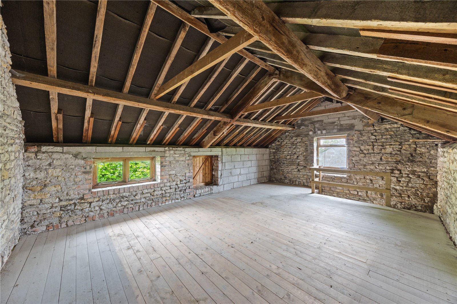 6 bedroom House for sale in Shortwood, Bristol