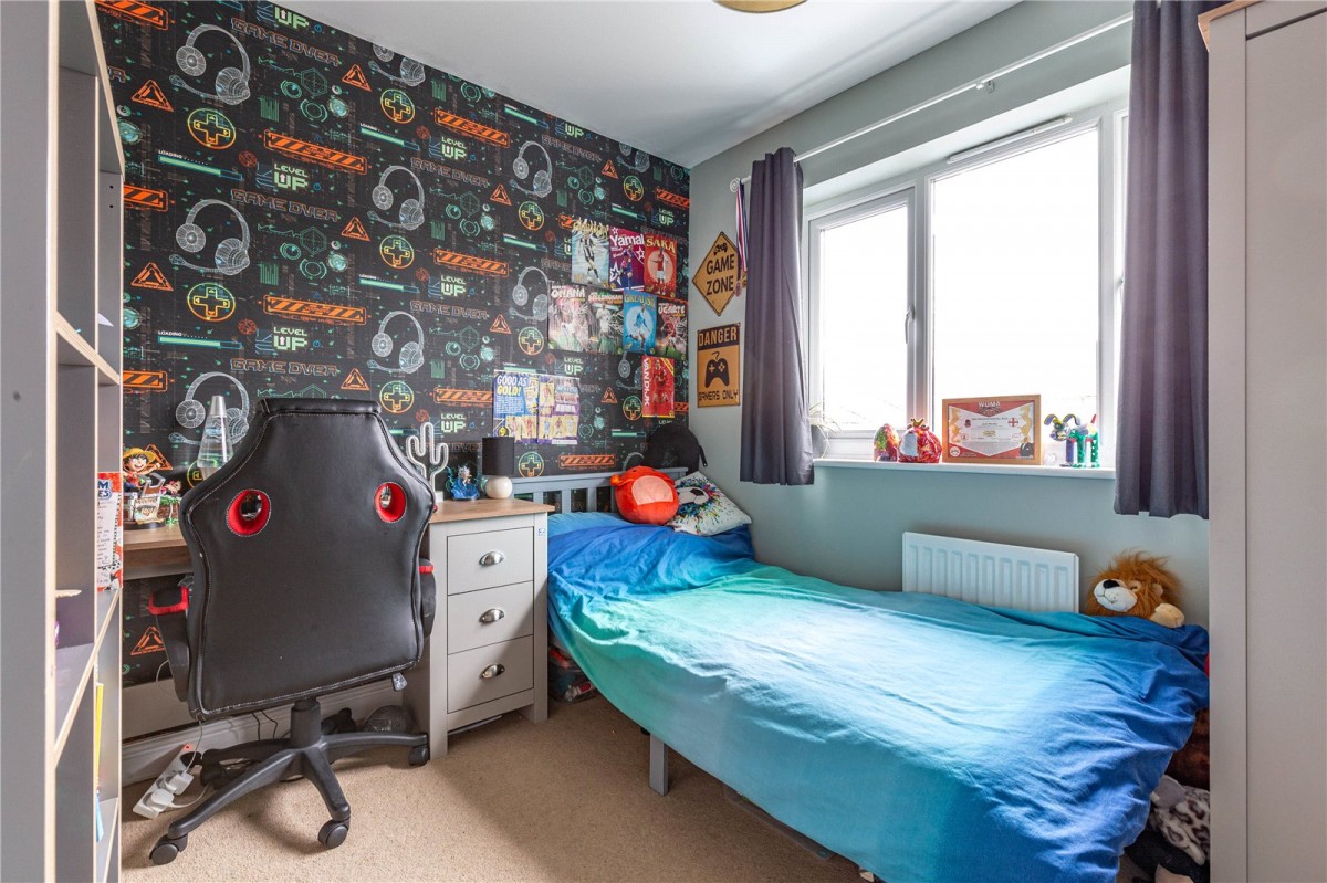 Cheswick Village, Bristol