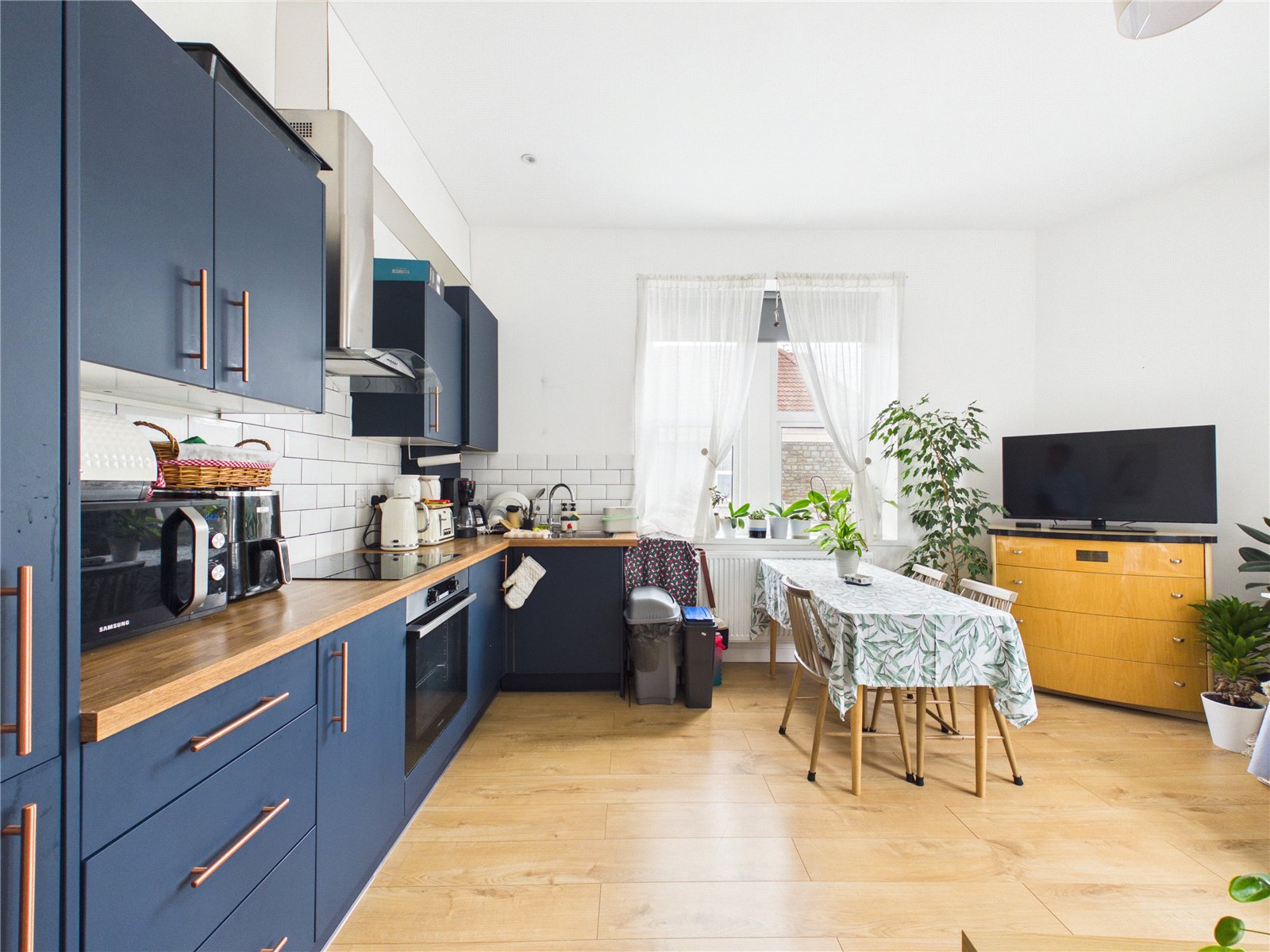 2 bedroom Flat for sale in Fishponds, Bristol