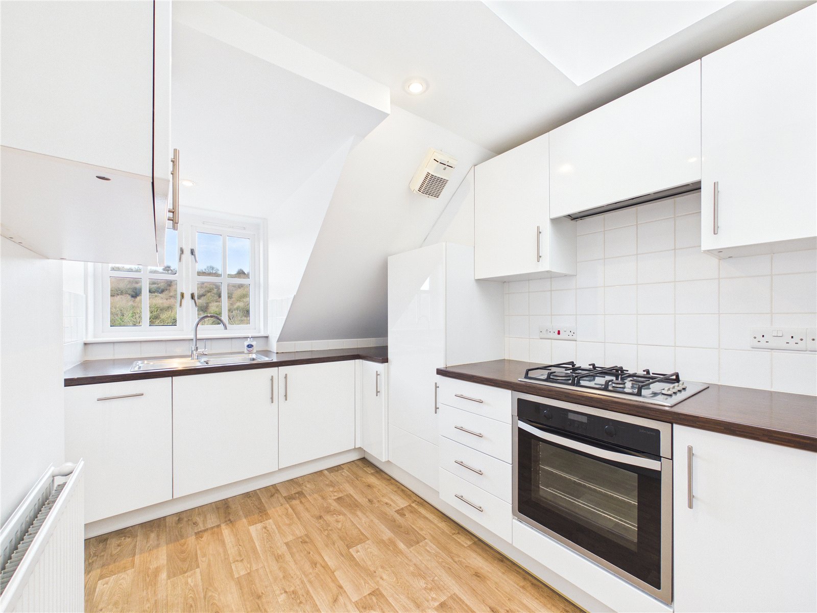 2 bedroom Flat for sale in Stapleton, Bristol