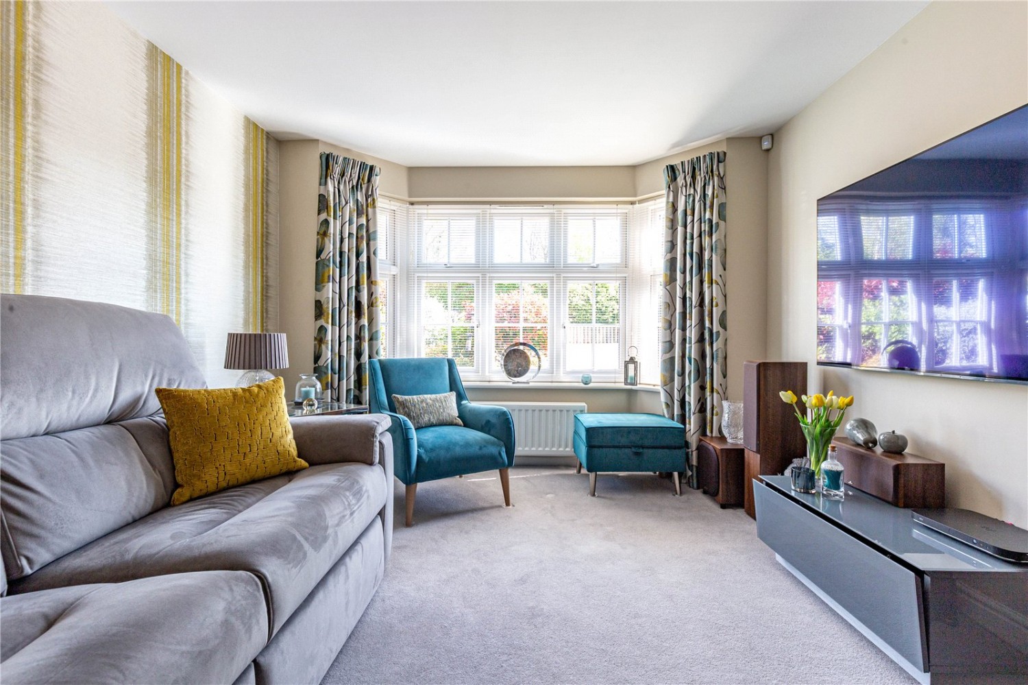Cheswick Village, Bristol