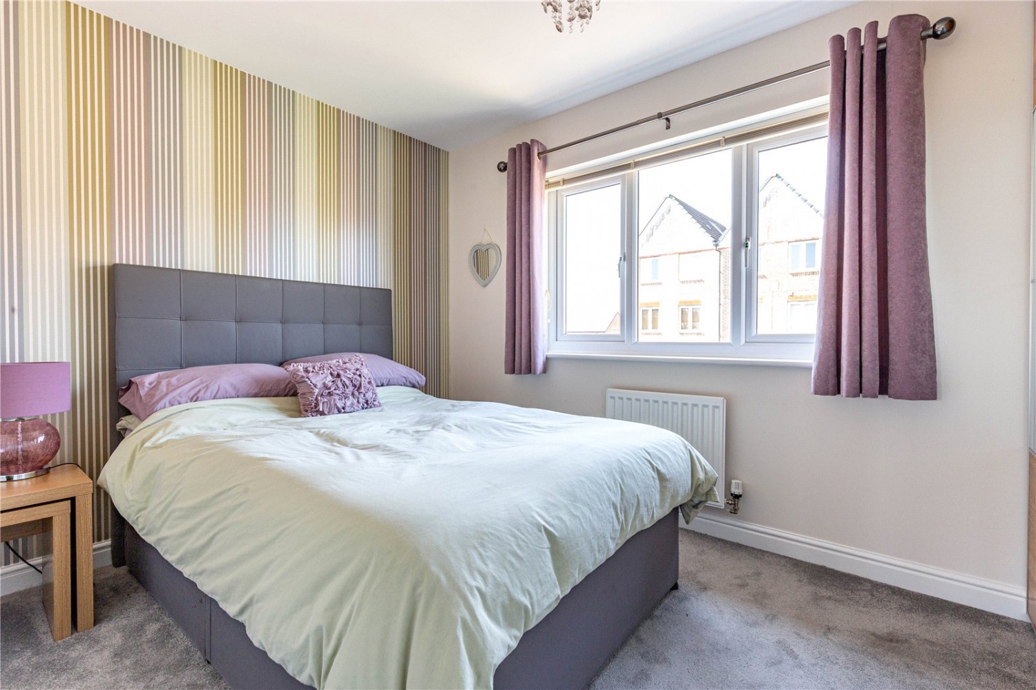 Cheswick Village, Bristol