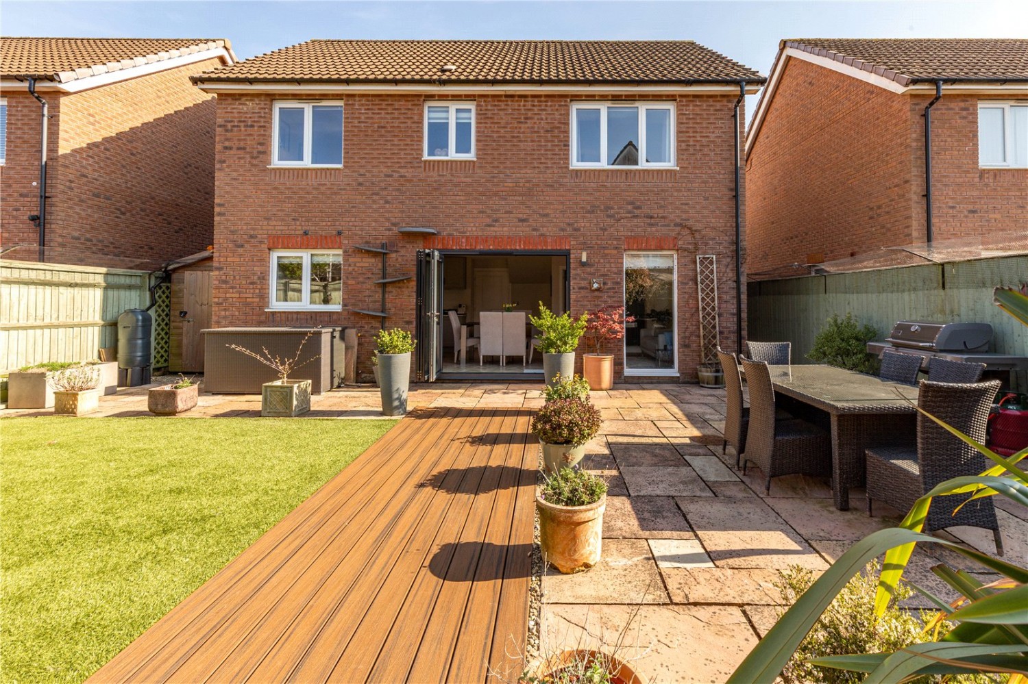 Cheswick Village, Bristol