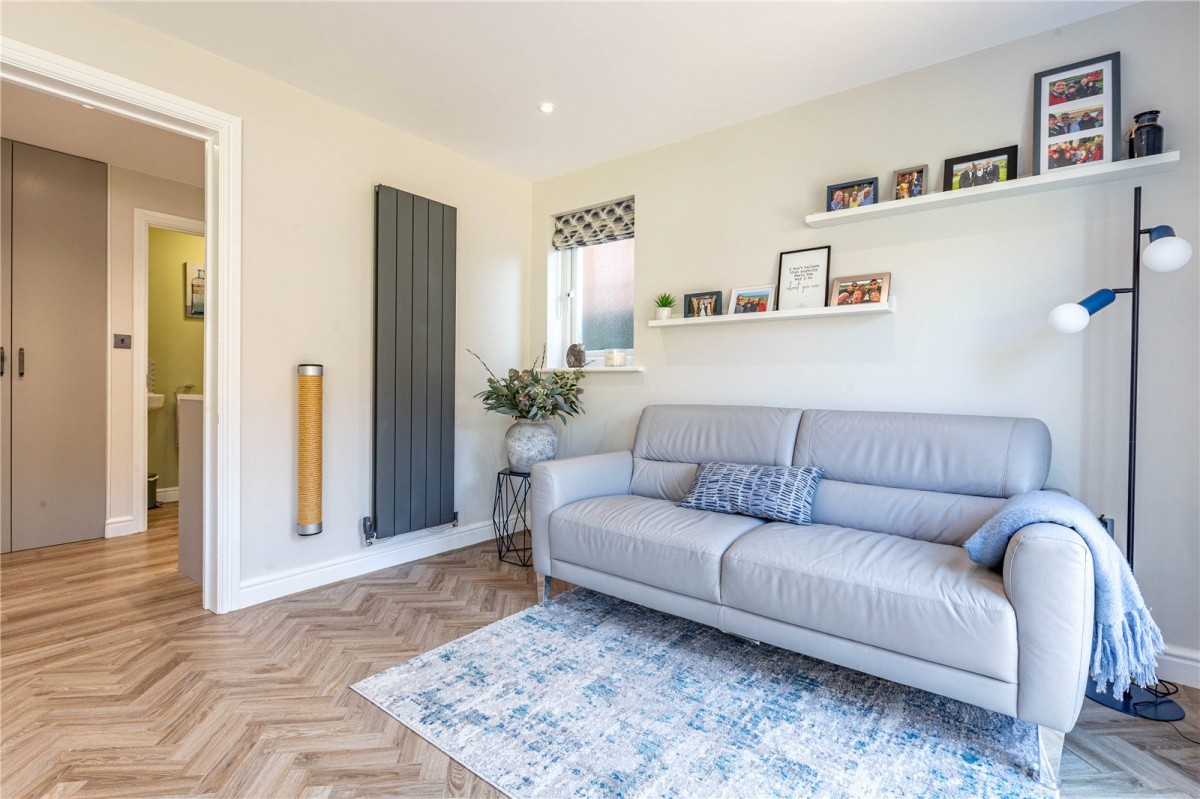 Cheswick Village, Bristol