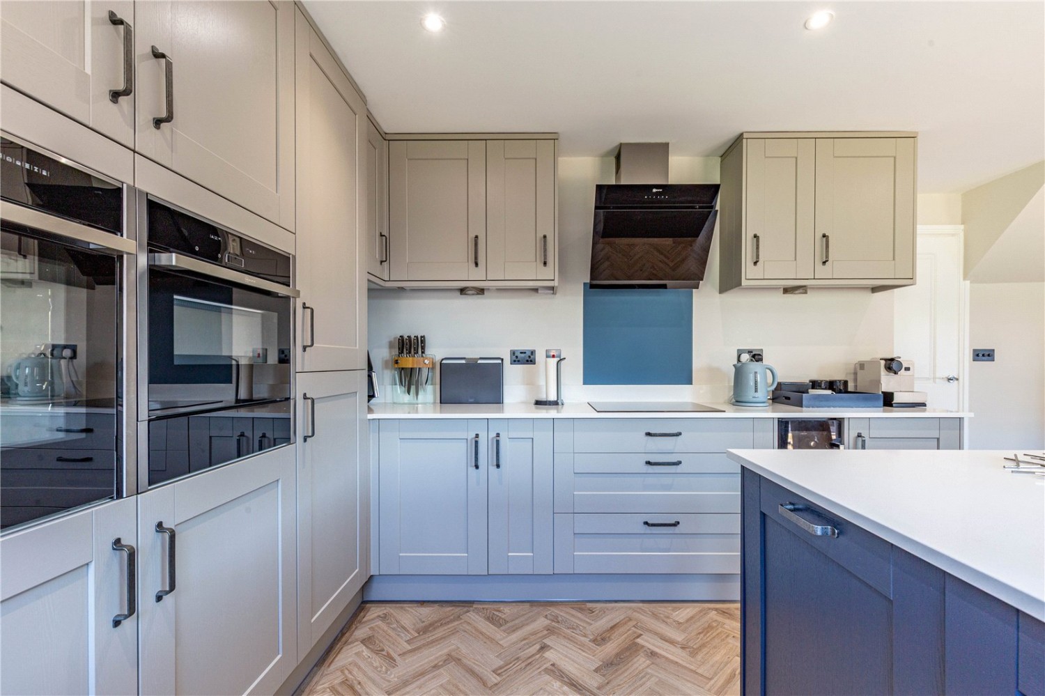 Cheswick Village, Bristol