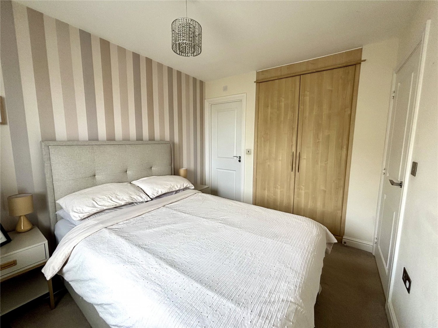 Cheswick Village, Bristol
