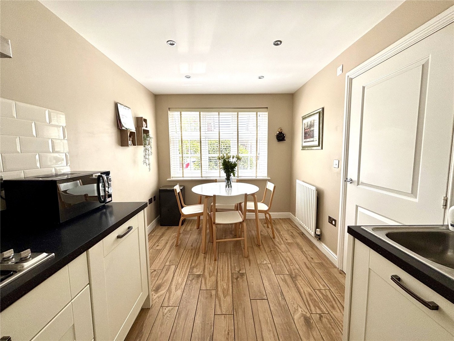 Cheswick Village, Bristol
