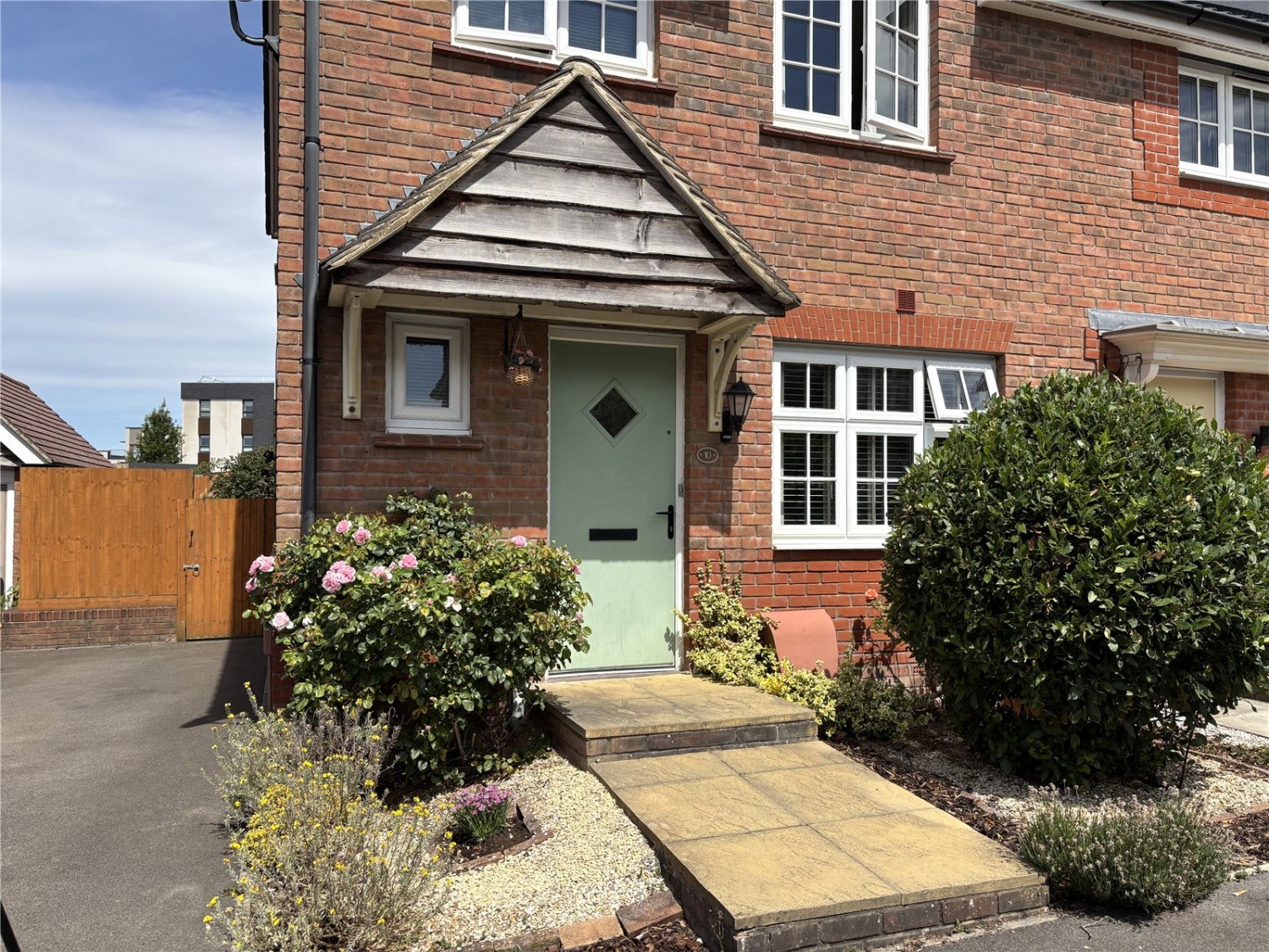 Cheswick Village, Bristol