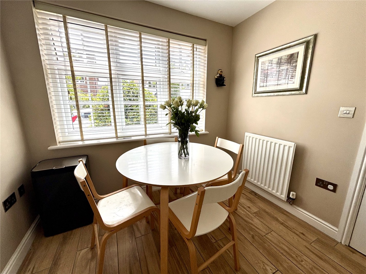 Cheswick Village, Bristol
