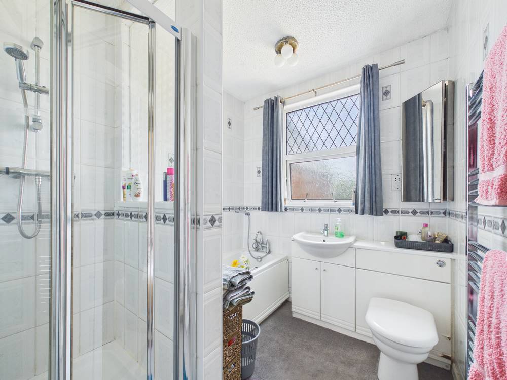 3 bedroom Bungalow for sale in Bristol