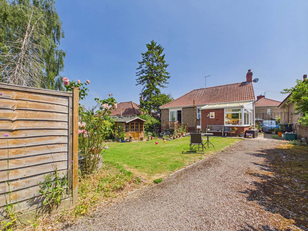 3 bedroom Bungalow for sale in Bristol