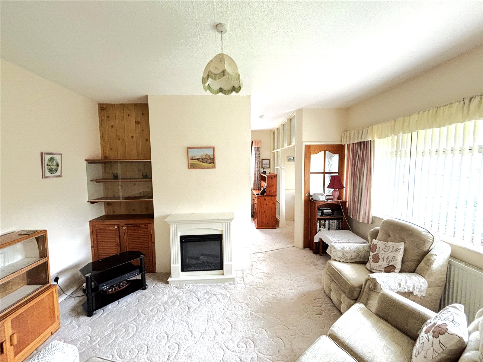 2 bedroom Bungalow for sale in Downend, Bristol