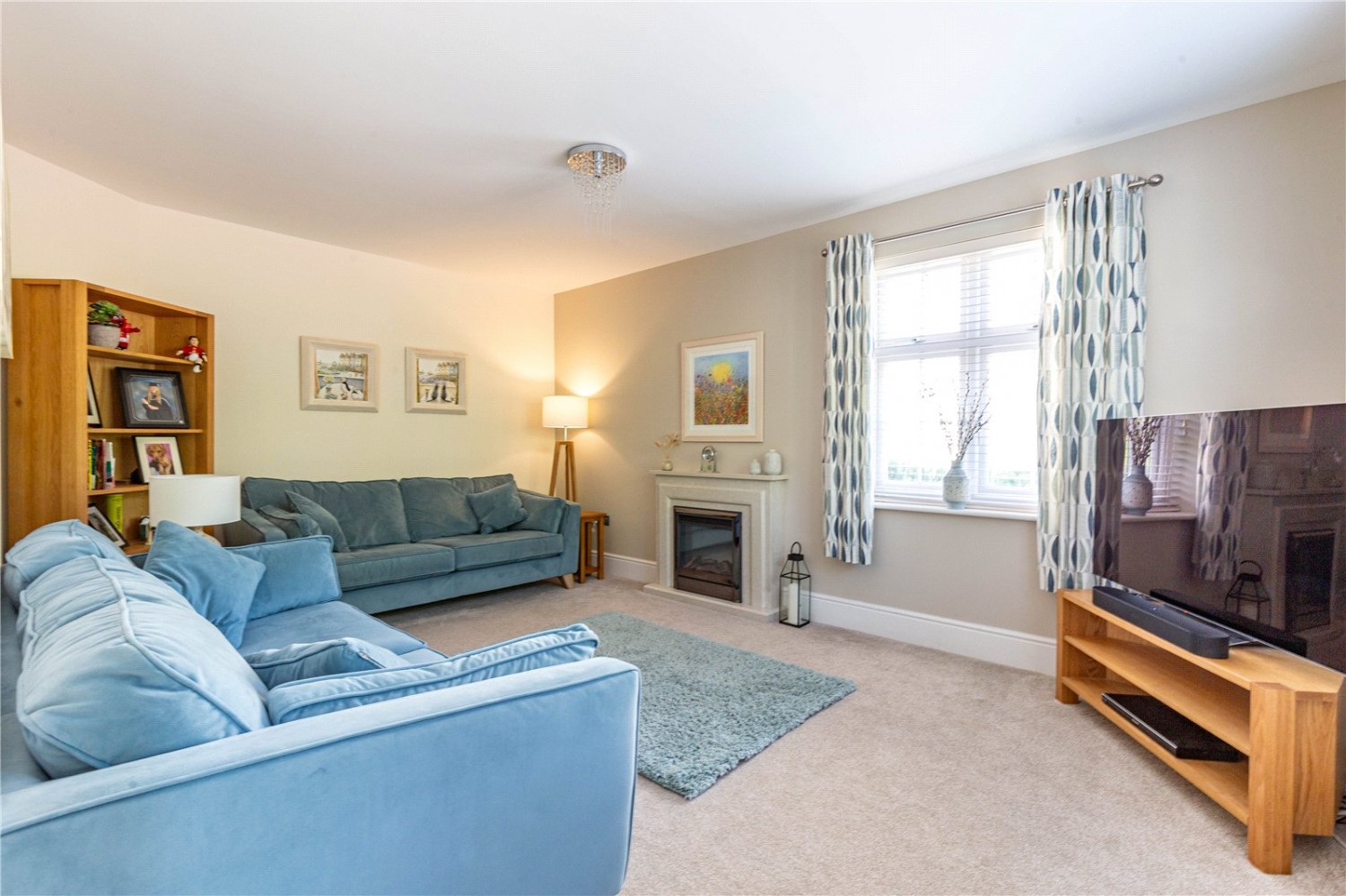 Cheswick Village, Bristol