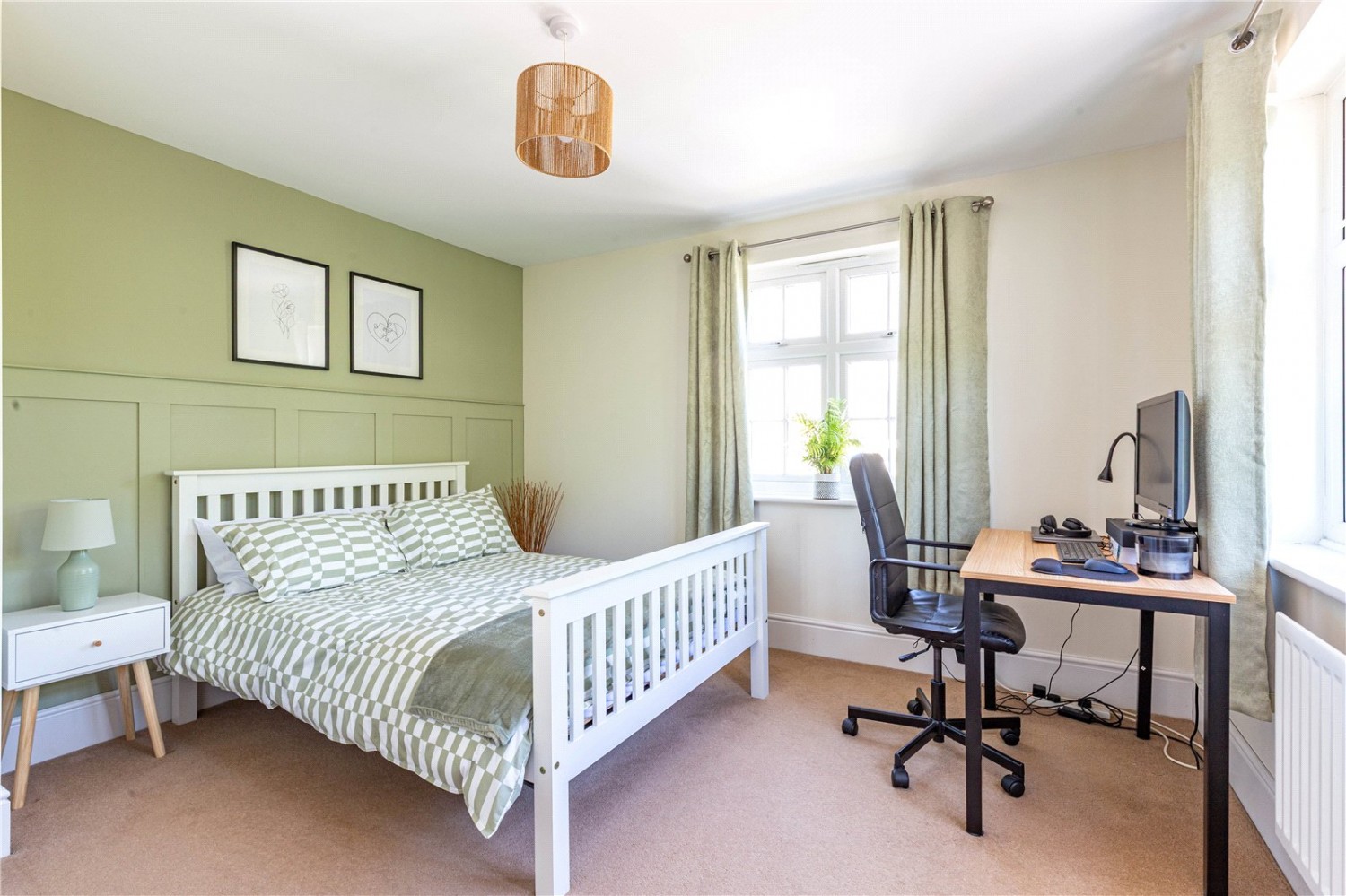 Cheswick Village, Bristol