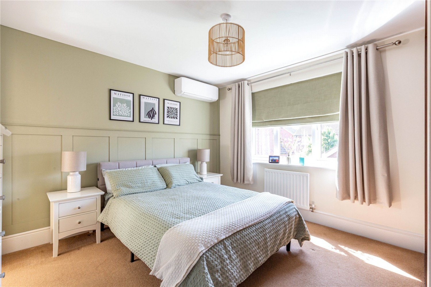 Cheswick Village, Bristol