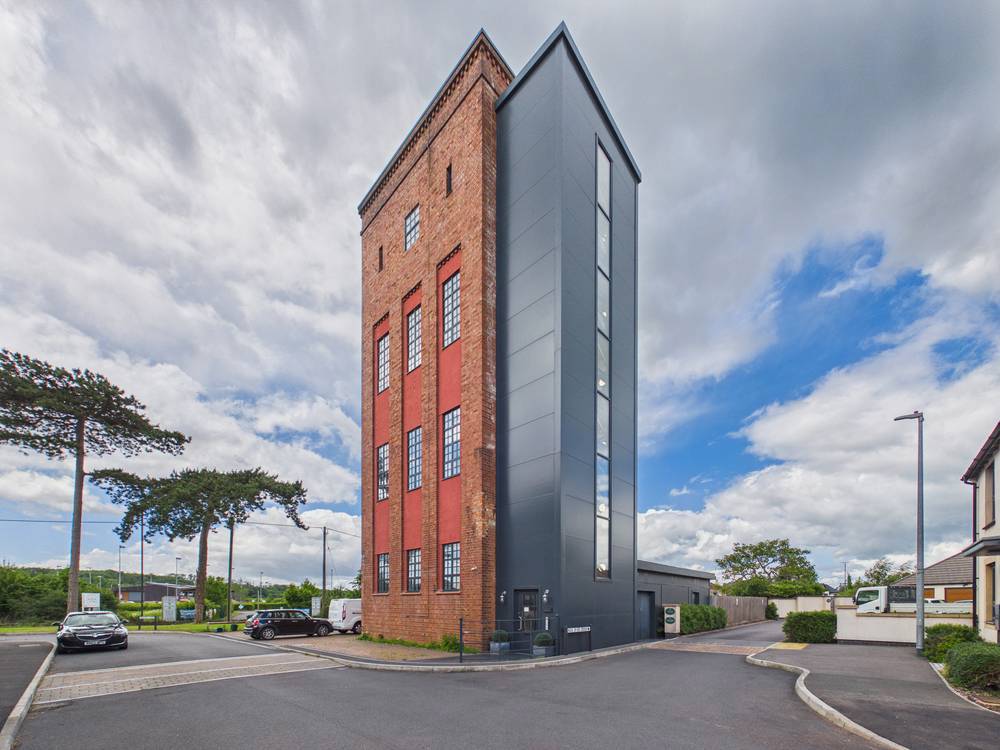 2 bedroom Flat for sale in Frenchay, Bristol