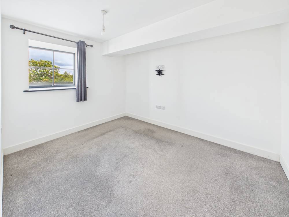 2 bedroom Flat for sale in Frenchay, Bristol