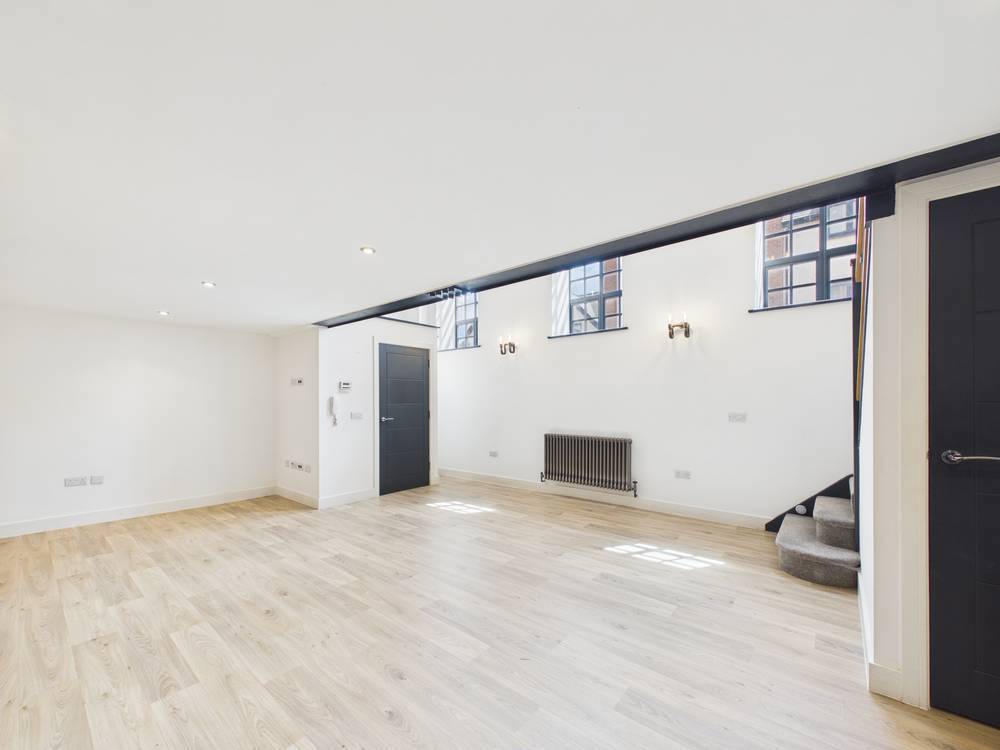 2 bedroom Flat for sale in Frenchay, Bristol